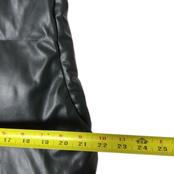 Blank NYC NWOT Easy Street puffer vest BLACK/ Dark Green. Faux leather,snaps - Picture 10 of 13